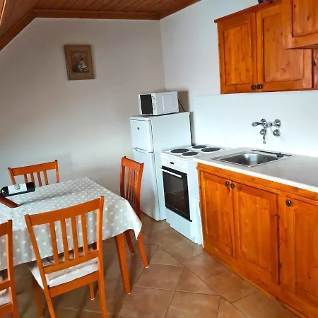 Hangulat Vendégház / Apartman Harkan Exterior foto